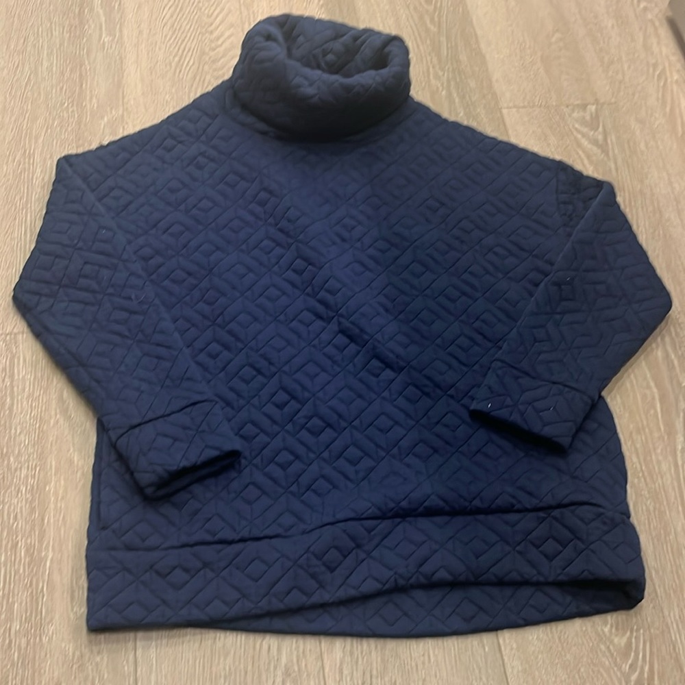 Gap Fit workout turtleneck